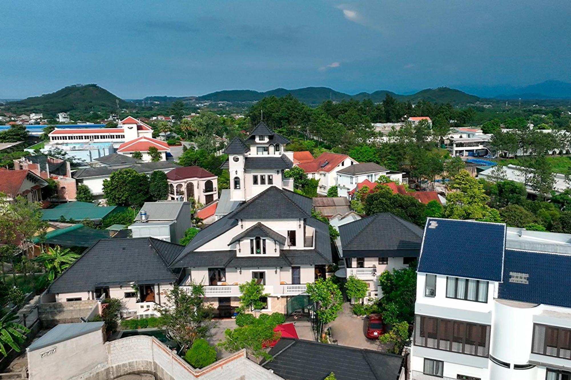 Iris Hill Villa เว้ ภายนอก รูปภาพ